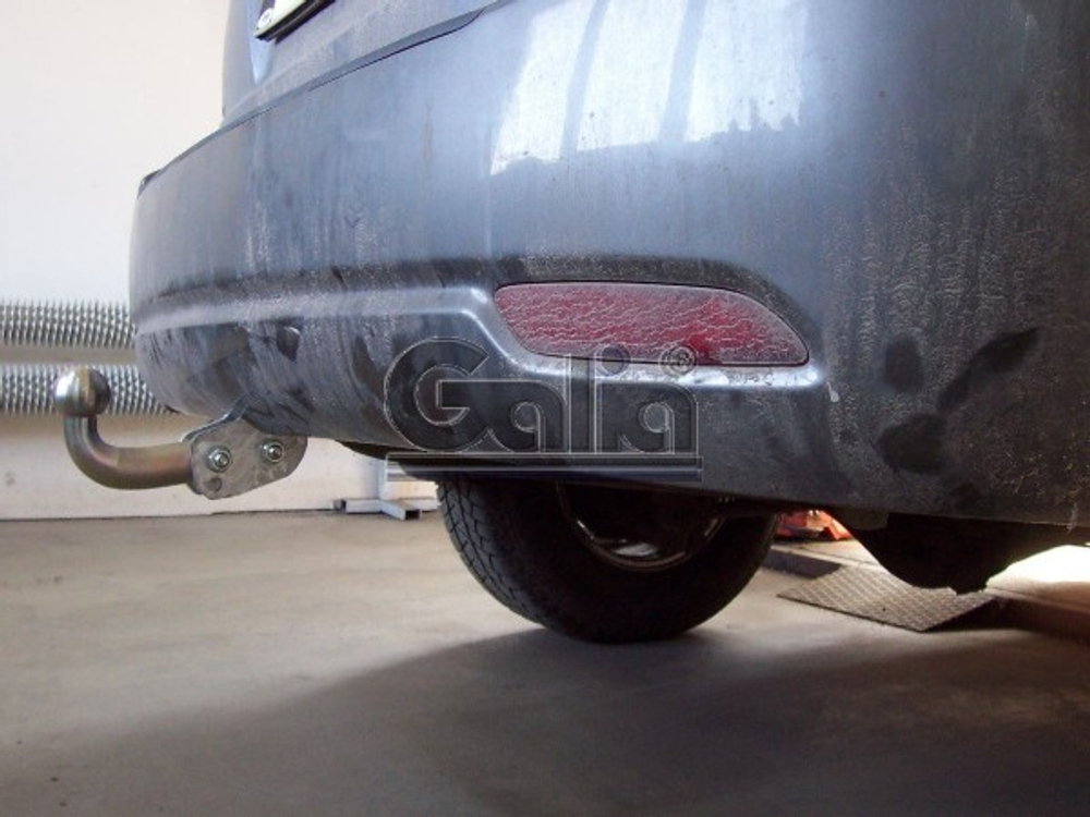 Фаркоп оцинкованный Galia K028A для Kia Sorento 2002-2009(паспорт и сертификат в комплекте)(без электрики)