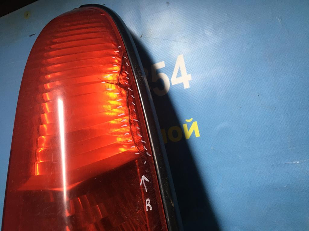 Стоп правый TOYOTA CAMI 2000