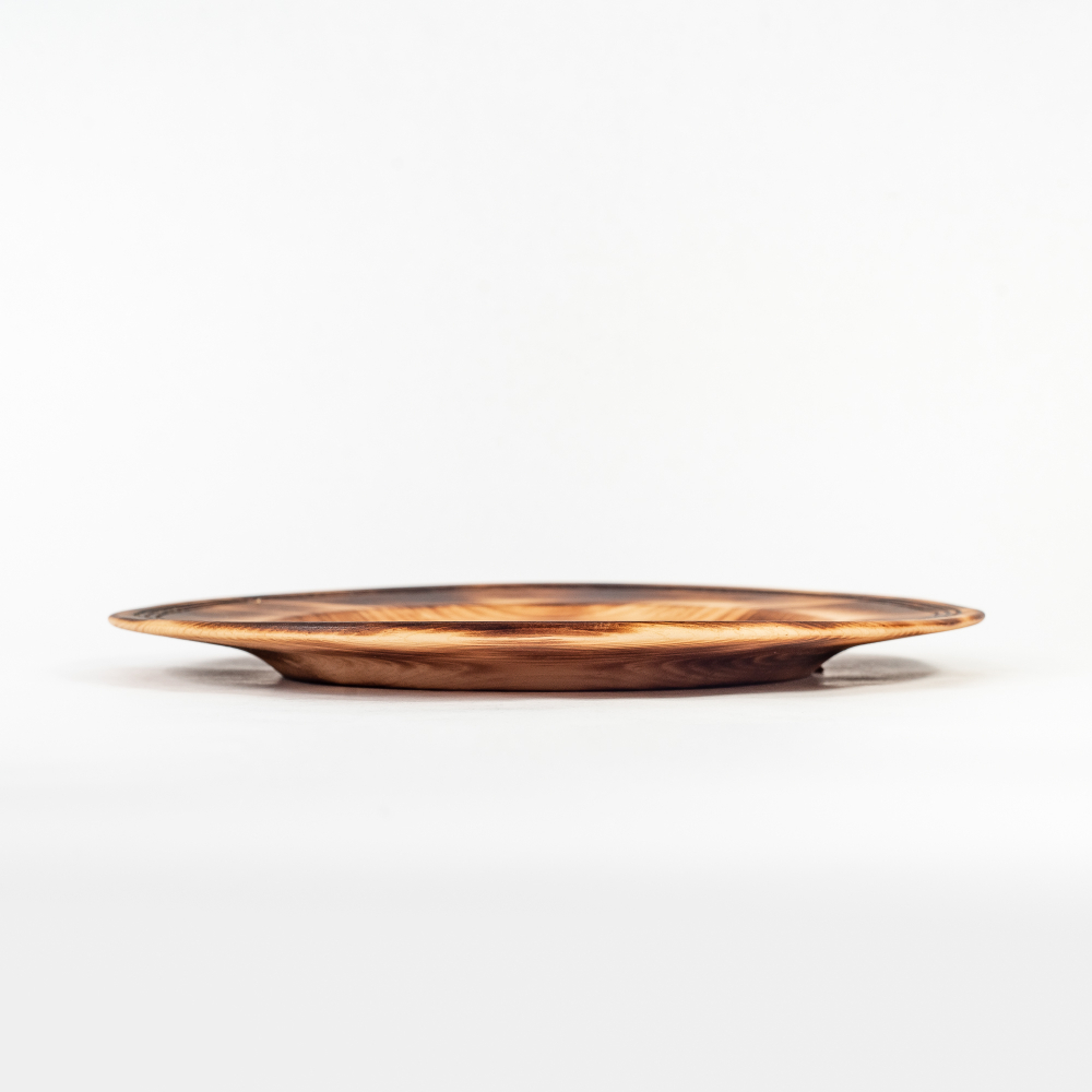 Деревянная плоская тарелка из сибирского кедра серии "ПАНАДА" 270 мм T166