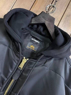 Безрукавка Vetements