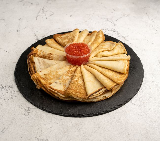 Блины с красной икрой, 10 шт.