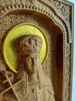 Освященная Икона Святой Елены резная из дуба 17.8х14 см