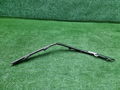 Молдинг бампера правый Hyundai Santa Fe 4 (18-21)