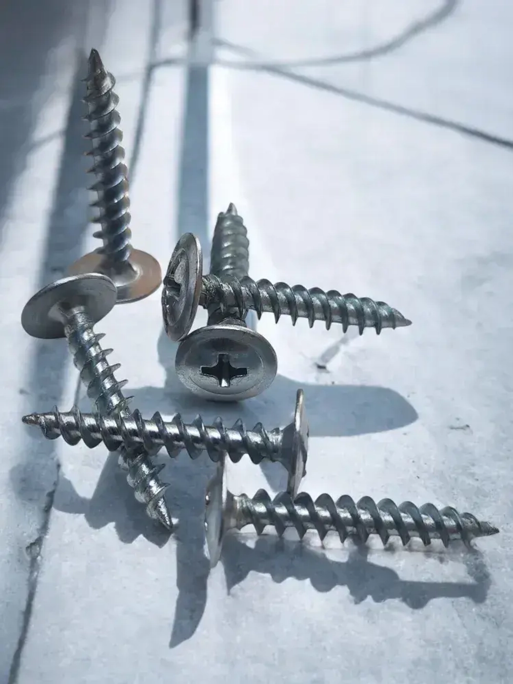 Саморез с прессшайбой 4,2х25 (острый) - 50 штук, универсальный, оцинкованный, шлиц Ph-2