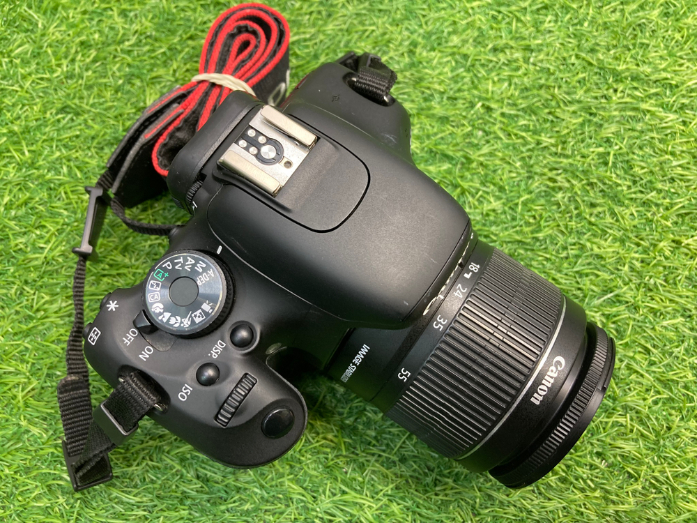 Canon 600D Kit 18-55mm 3.5-5.6 IS II 17.000 кадров