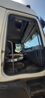 Renault T 6x2 Седельный тягач T11.460 6x2 (Дизельный, 10,8 л, 469 л.с., АТ)