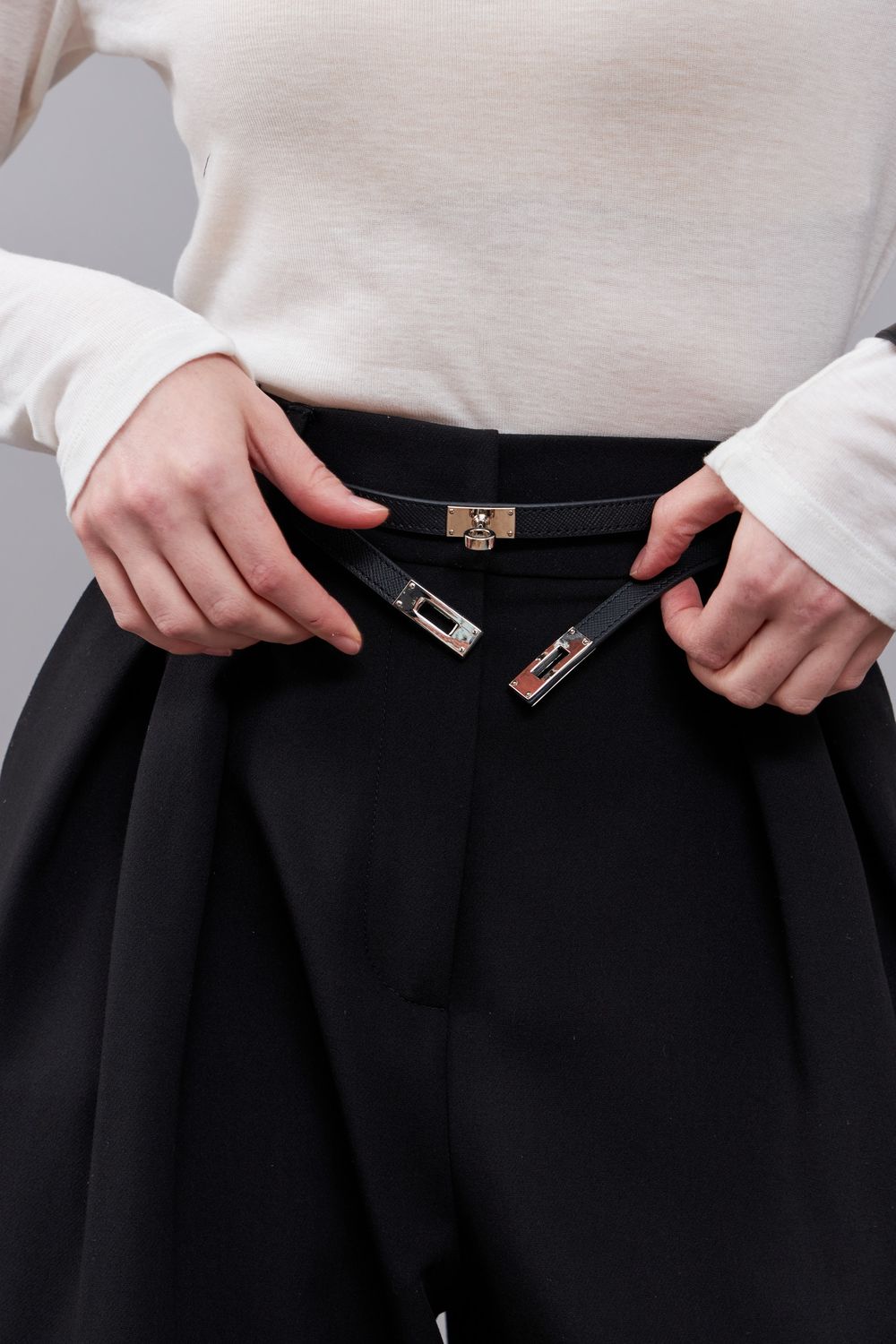 ТОНКИЙ РЕМЕНЬ В ДВА ОБОРОТА BLACK