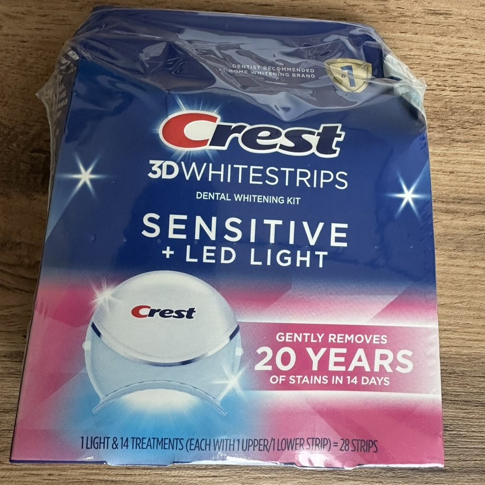 Отбеливающие полоски для зубов Crest 3D Whitestrips Sensitive Plus LED Light (Уценка)