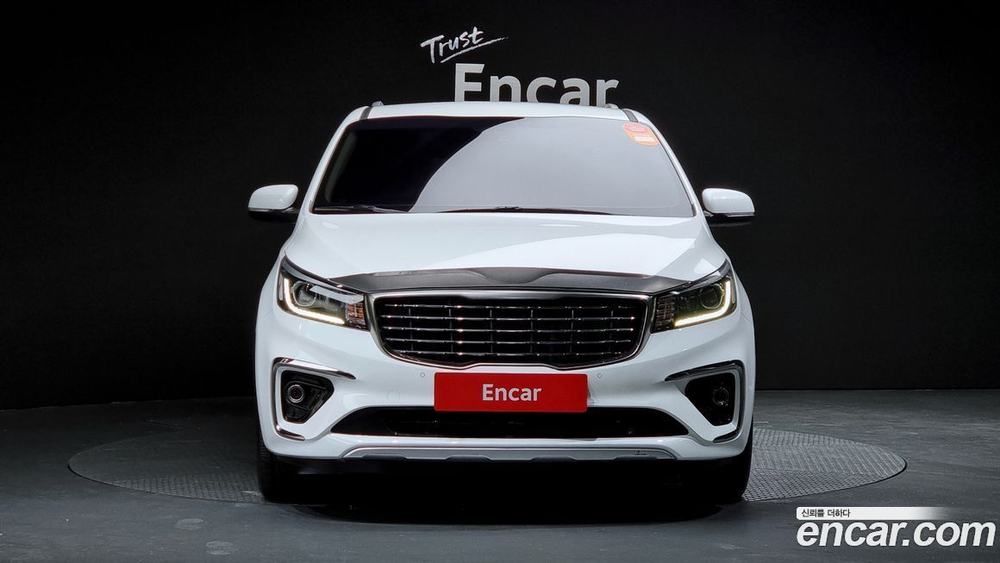 Kia The New Carnival (Sedona) 9-и местный Luxury (05.2020)