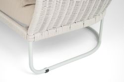 "Фиджи" диван 3-местный плетеный из роупа, каркас алюминий светло-серый (RAL7035) муар, роуп бежевый меланж круглый tex, ткань Mossle бежевая