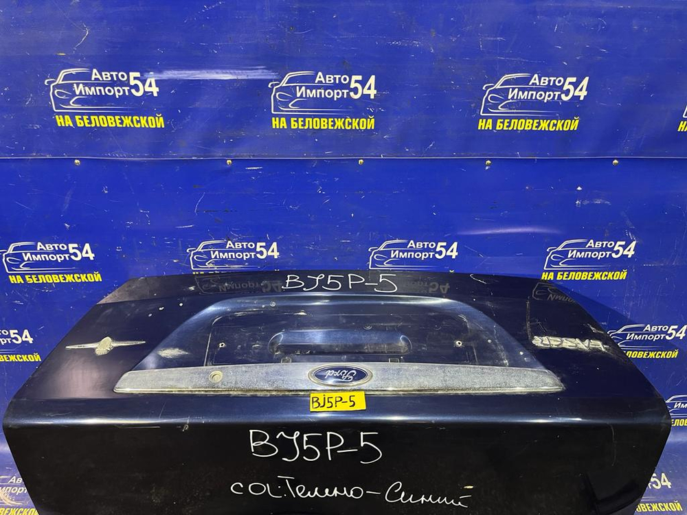 Крышка багажника FORD LASER 1999