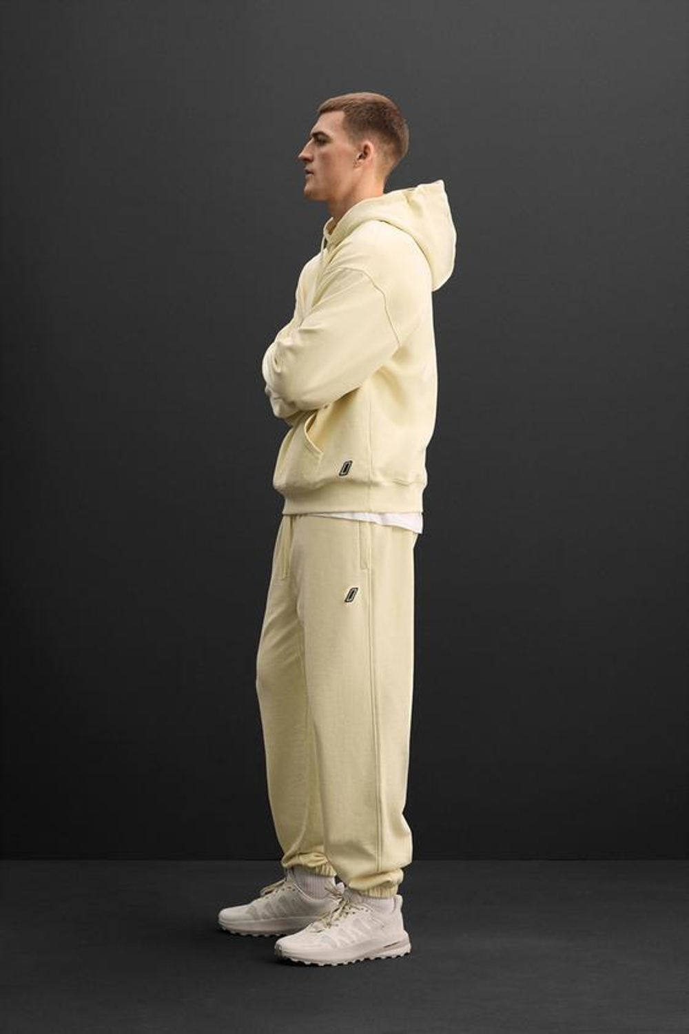 ZARA БРЮКИ-ДЖОГГЕРЫ, ЖЕЛТЫЙ