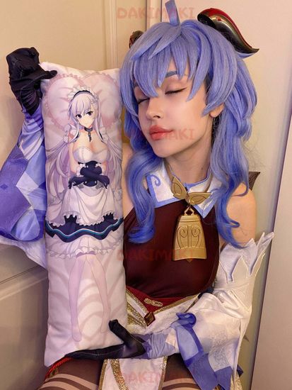 Мини дакимакура Белфаст из Лазурный путь арт. M0531, 60х20 см