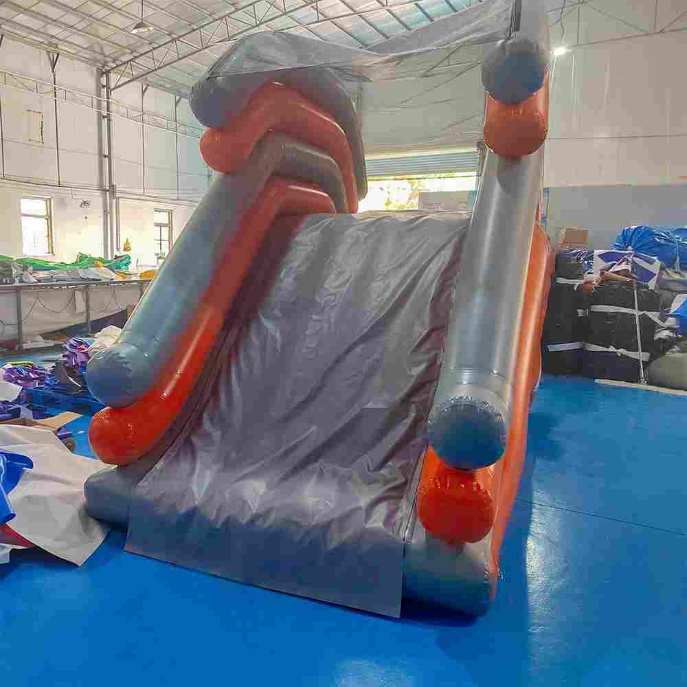 Надувная герметичная водная горка «АкваДрайв PRO» ПВХ: 0,9 мм 4*2*3,2 м