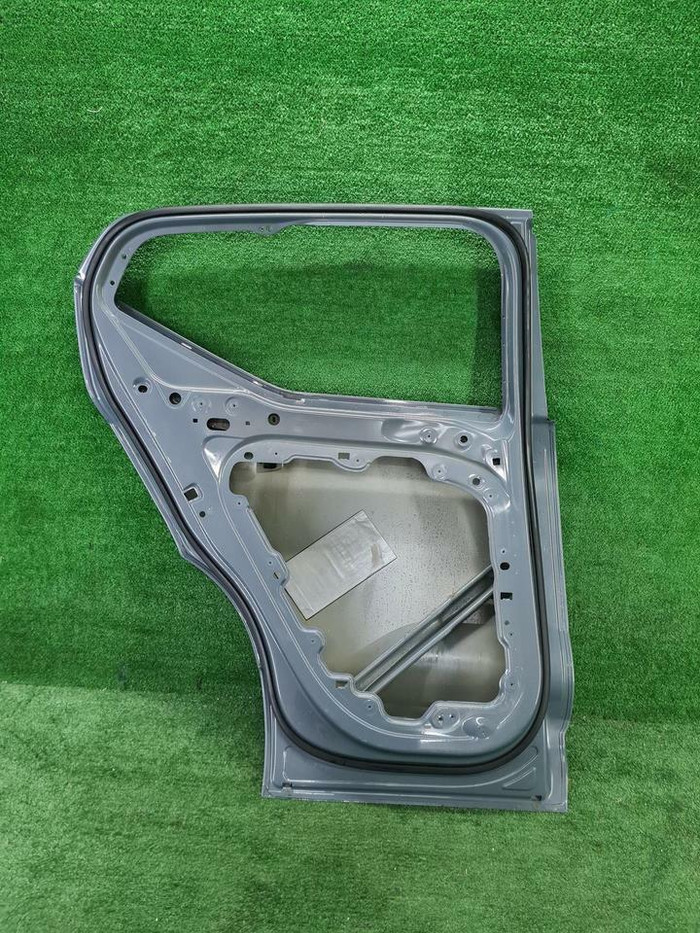 Дверь задняя левая Volvo XC40 (2017-н.в.)