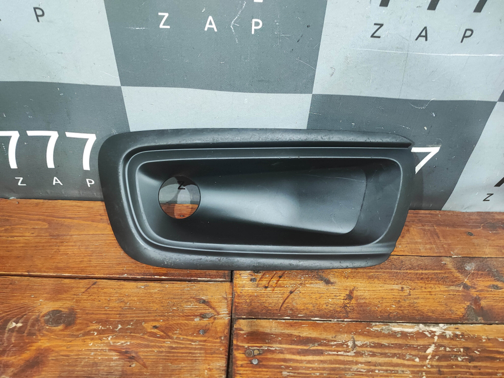 Накладка ПТФ правая Citroen C4 2 15-23 Б/У Оригинал 9815353177