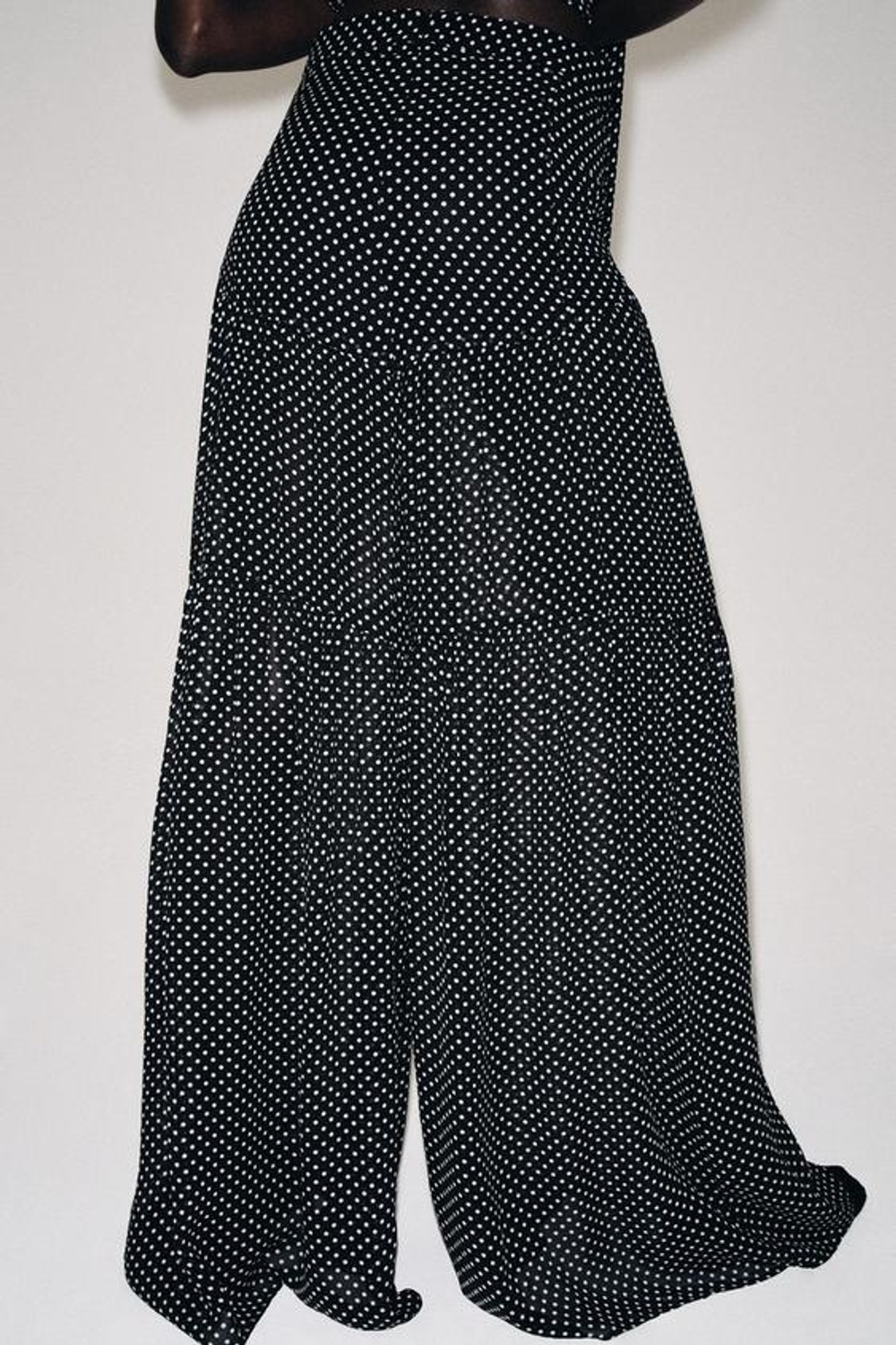 ZARA БРЮКИ В ГОРОШЕК С ЗАЩИПАМИ — ZW COLLECTION, ЧЕРНЫЙ/БЕЛЫЙ
