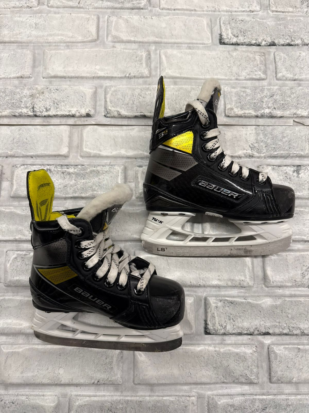 Bauer supreme 3s pro YTH 10D (EUR 28)