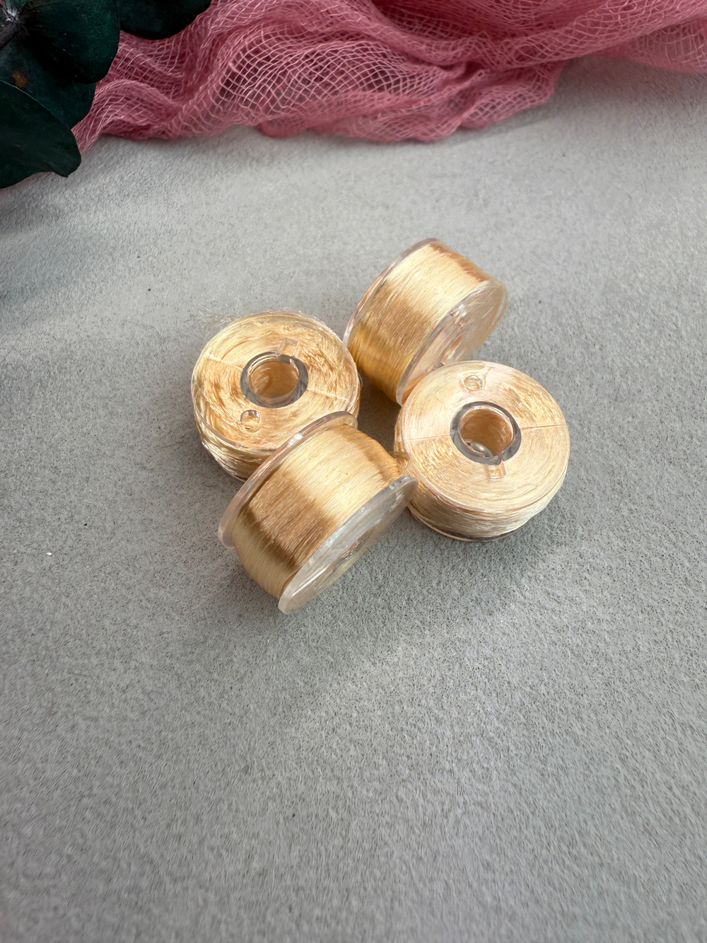 Нитки для оплетки проволоки, полиэстер, №31 Кремовый