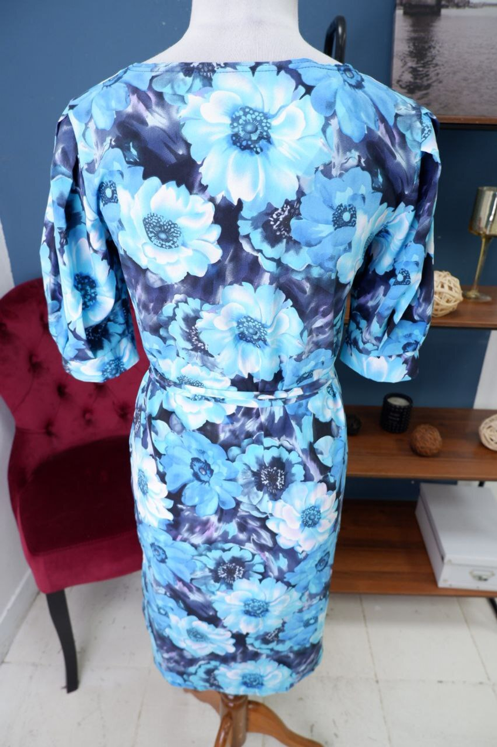 Платье с цветами 44-46 размер