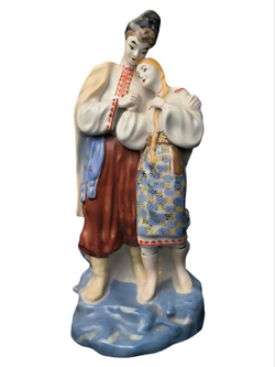 Фарфоровая статуэтка "Майская ночь" (Полонное ЗХК) склейка