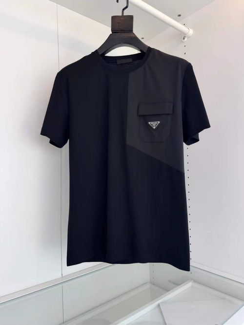 Футболка Prada