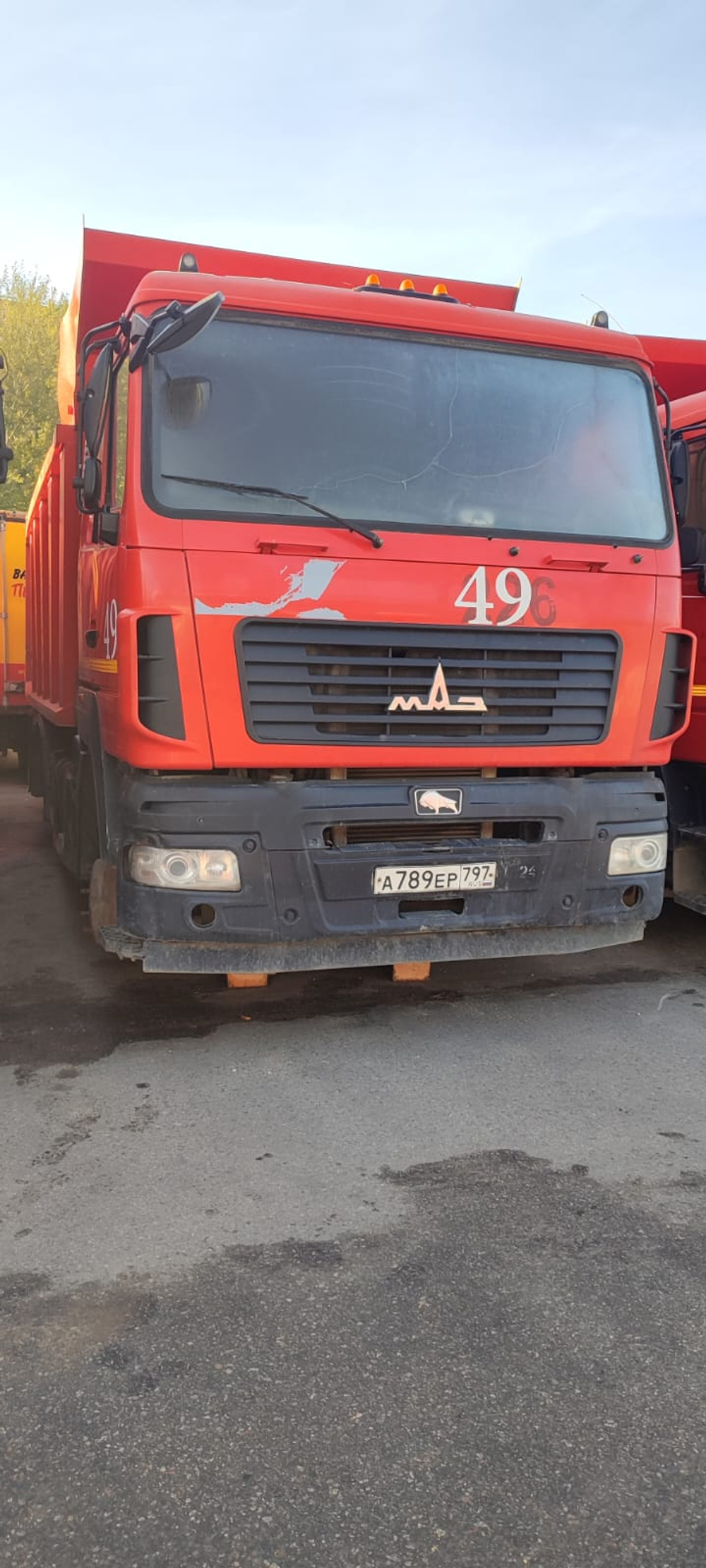 МАЗ 6501* 6x4 Самосвал 650128-8520-000 (Дизельный, 11,6 л, 423 л.с., МТ)