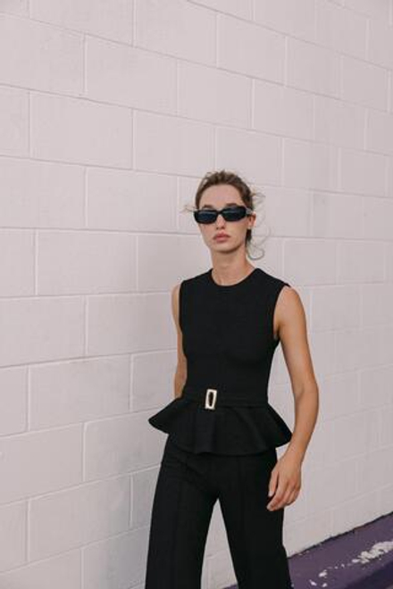 ZARA ТОП ИЗ ТКАНИ БУКЛЕ С БАСКОЙ И ПРЯЖКОЙ, ЧЕРНЫЙ