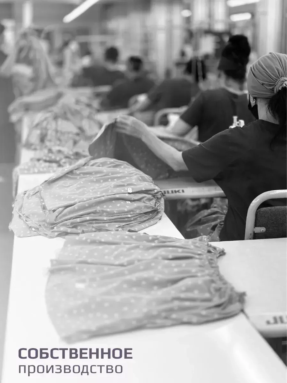 Спортивный костюм для девочки на весну с леггинсами