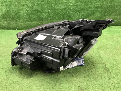 Фара правая Mercedes E W213 (18-21) Multibeam LED