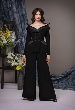 Костюм брючный черный 22-02-22 SS