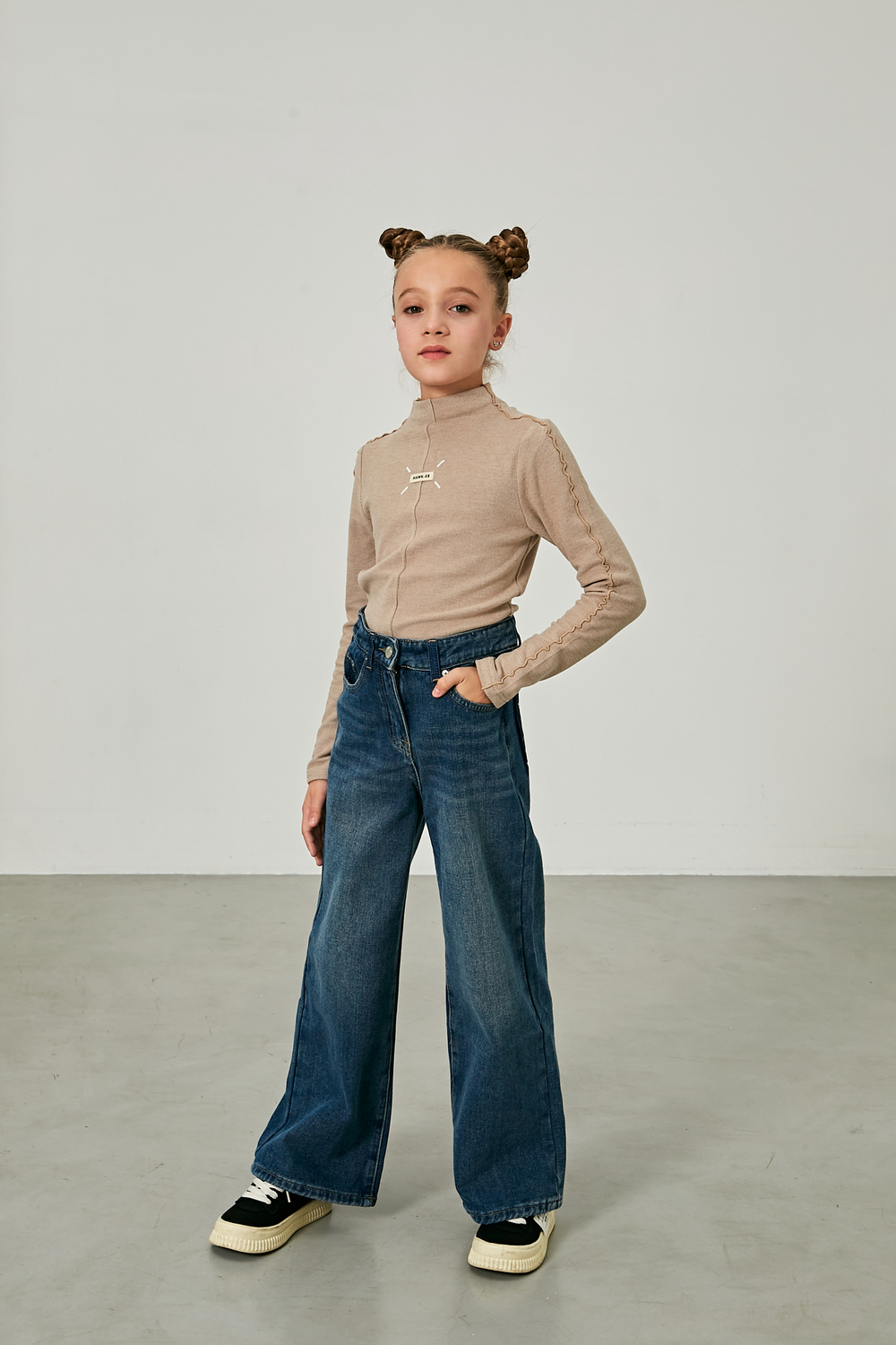 Джинсы д/д DELORAS 22389