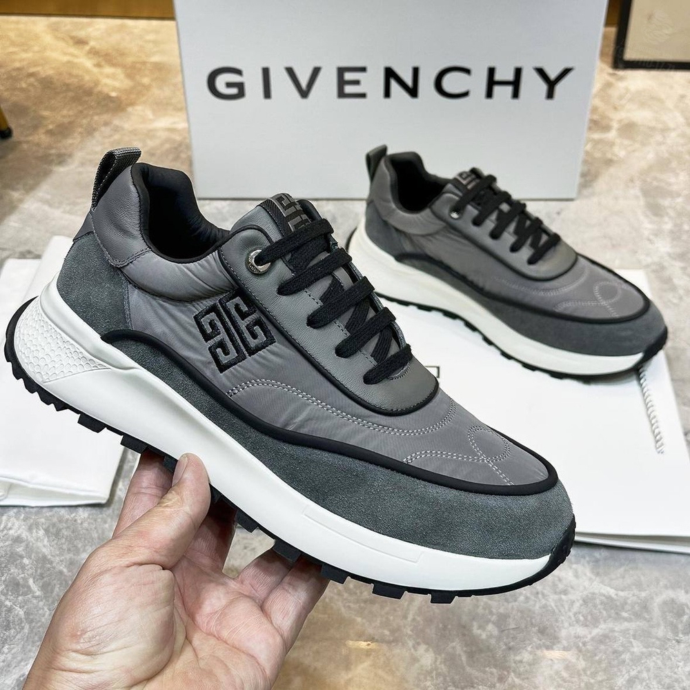 Кроссовки Givenchy
