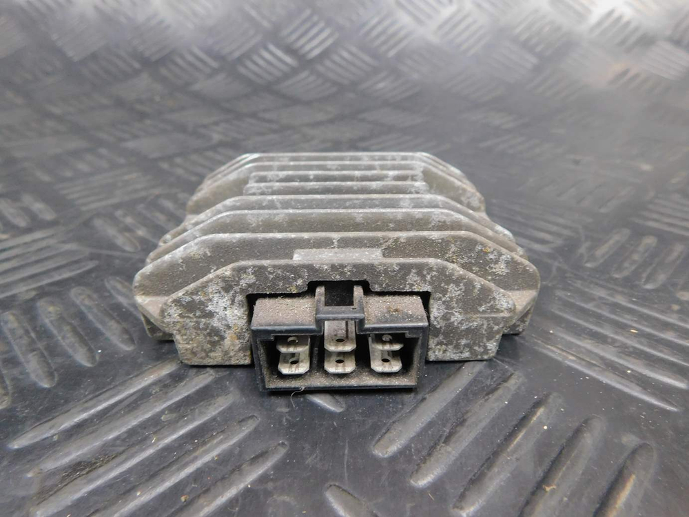 Реле зарядки Kawasaki ZZR 400 98 SH650A-12 053080