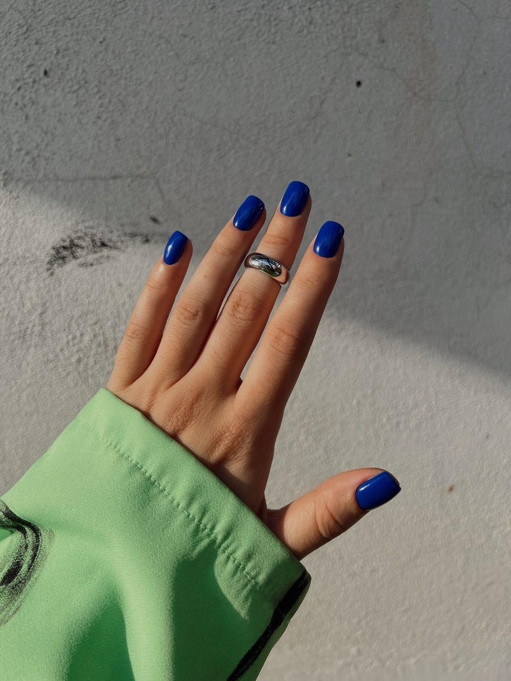 Кольцо на верхнюю фалангу, как бублик