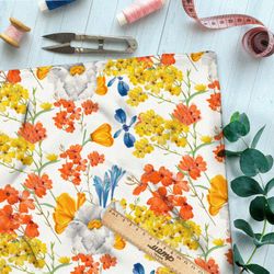 Ткань лён яркие полевые цветы на белом фоне