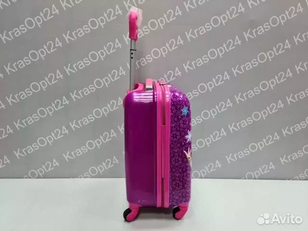 Чемодан детский