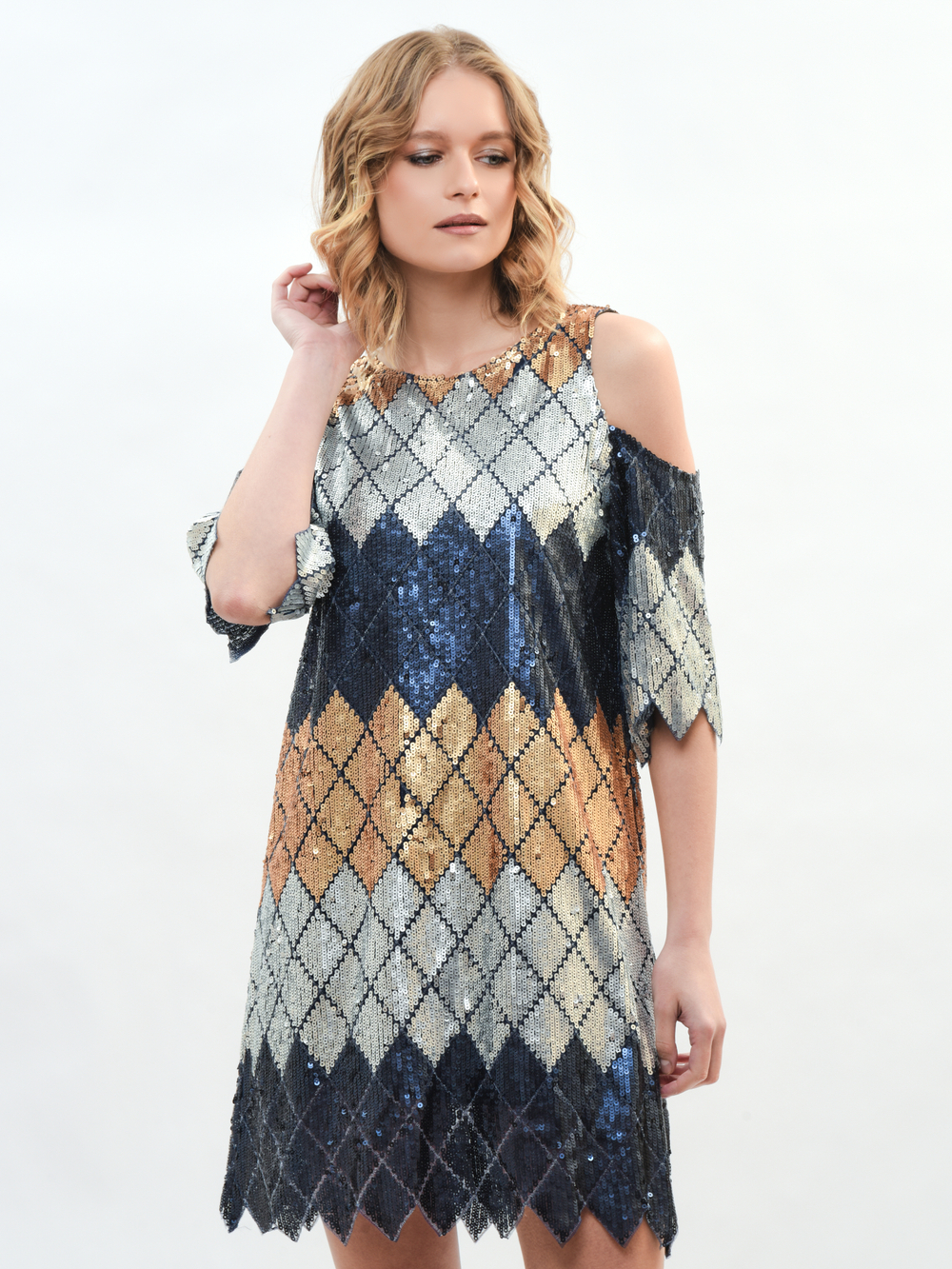 Платье женское в пайетках