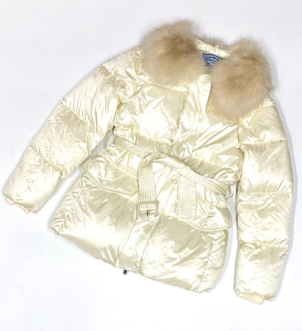 Пуховик Prada
