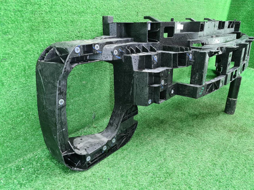 Телевизор Lixiang L7 (2022-н.в.)