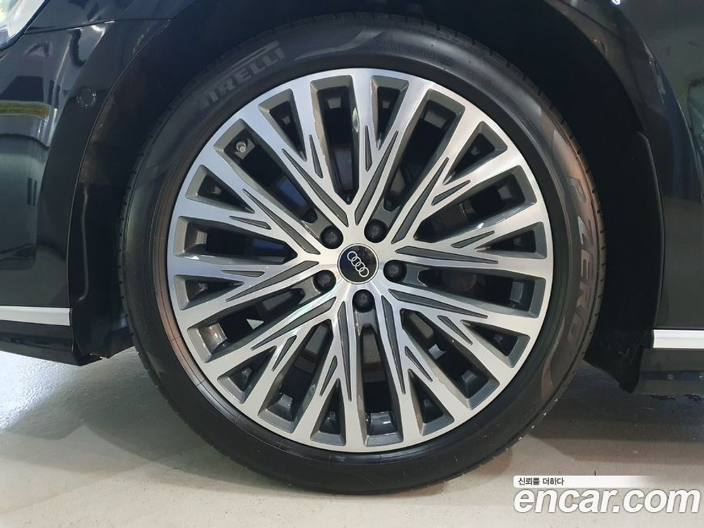 Audi A8 (D5) 55 TFSI Quattro LWB (12.2022)