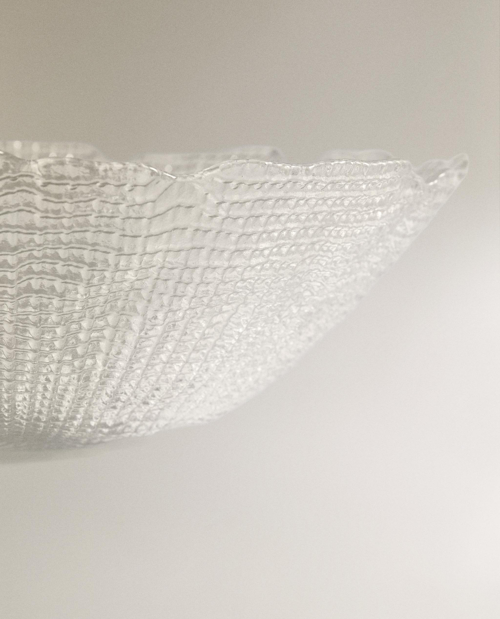 Zara Home блюдо сервировочное из стекла, цвет прозрачный, 27.5 см