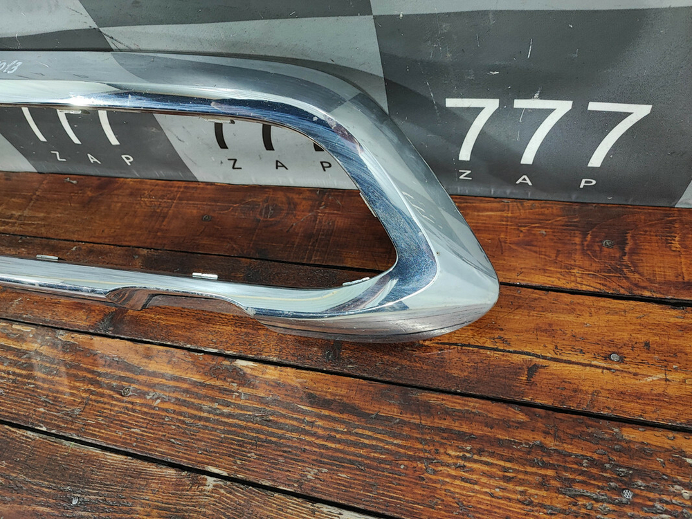 Накладка переднего бампера Mercedes GLC (X253) 15-19 Б/У Оригинал A2538851625