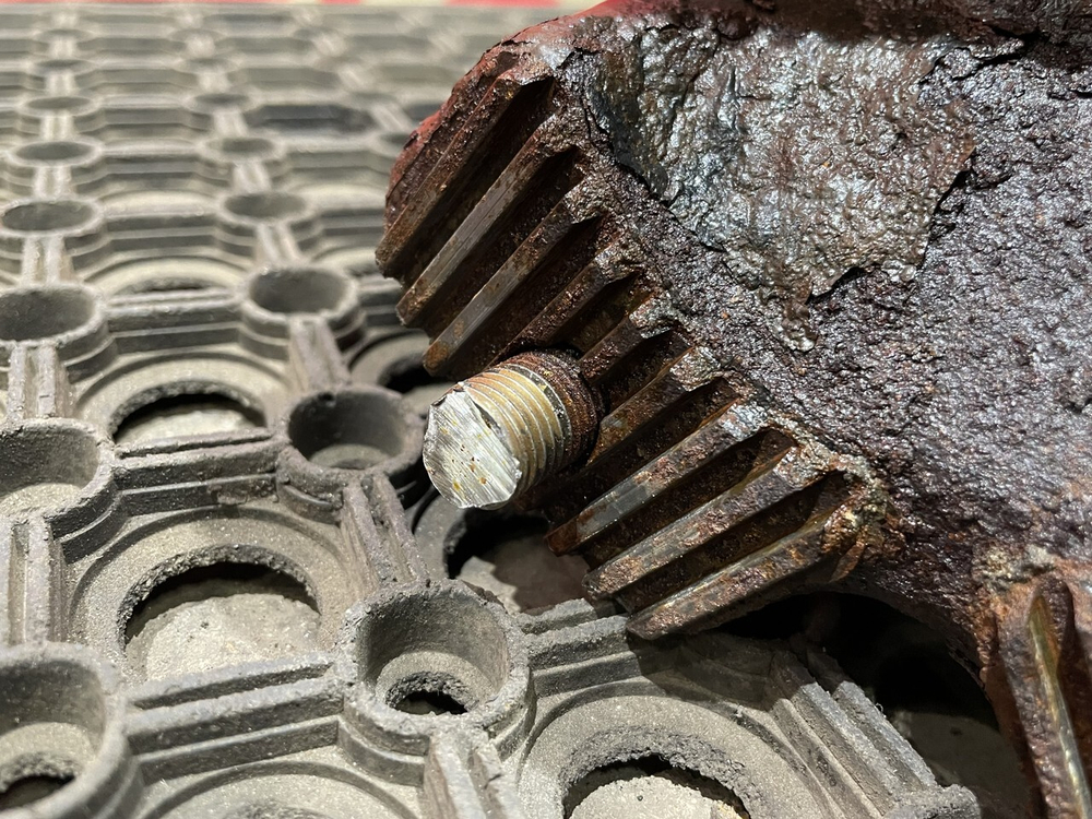 Вал карданный 1560 мм