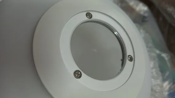 utsenka-SL6129.504.01 Светильник настольный ST-Luce Белый/Белый E27 1*60W NORDIC