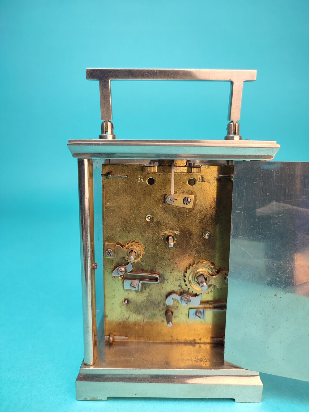 Каретные часы