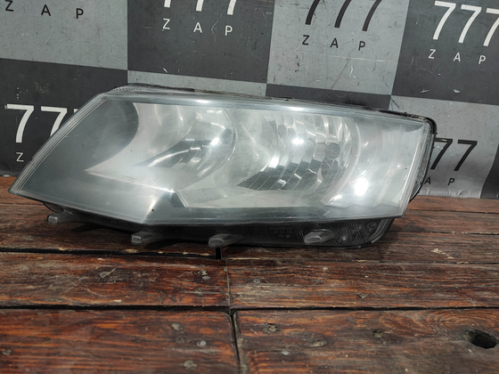 Фара левая Skoda Octavia 3 (A7) 13-17 Б/У Оригинал 5E1941017