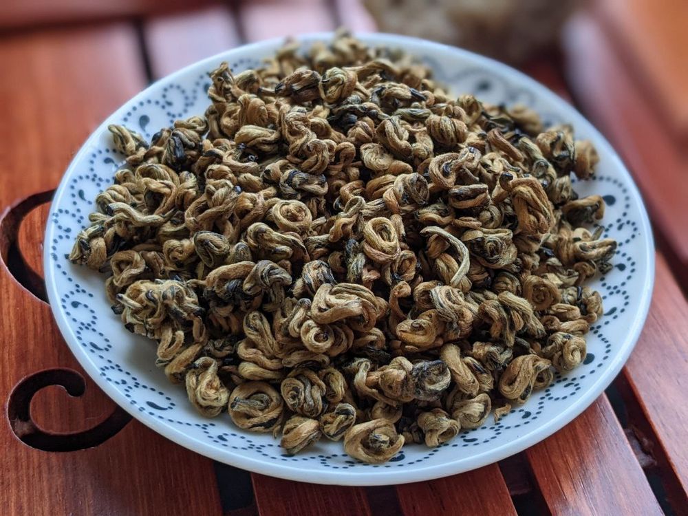 Золотые спирали (Цзинь Ло Дянь Хун)