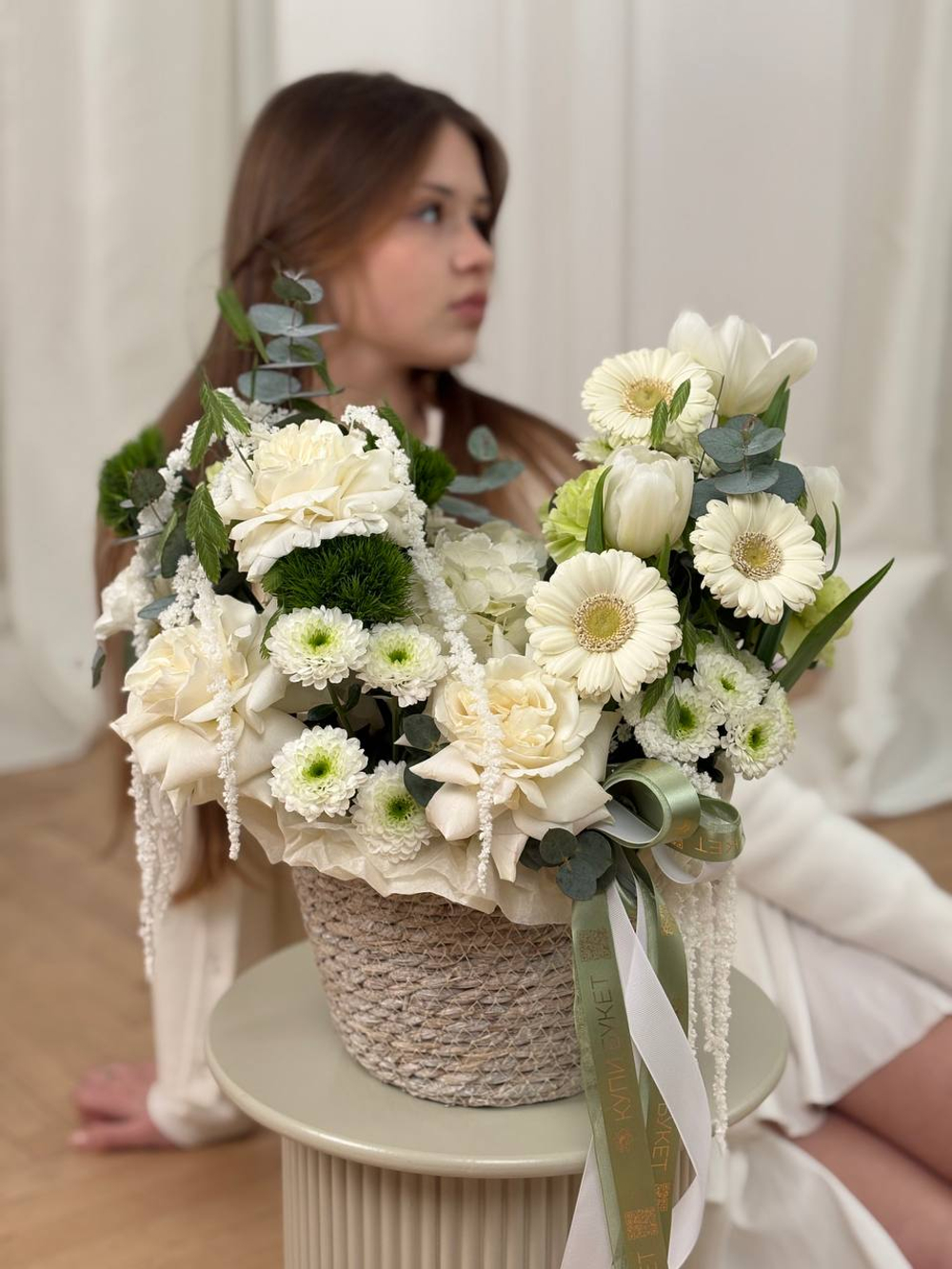 Авторская корзина "Зелень весны"