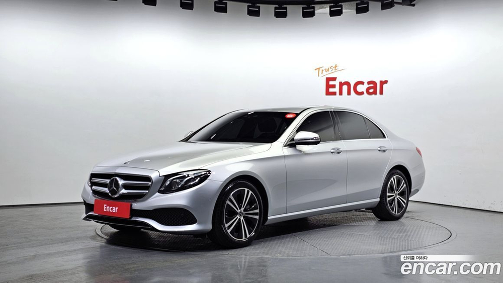 Mercedes-Benz E-Class W213 E300 Avangarde (07.2020)